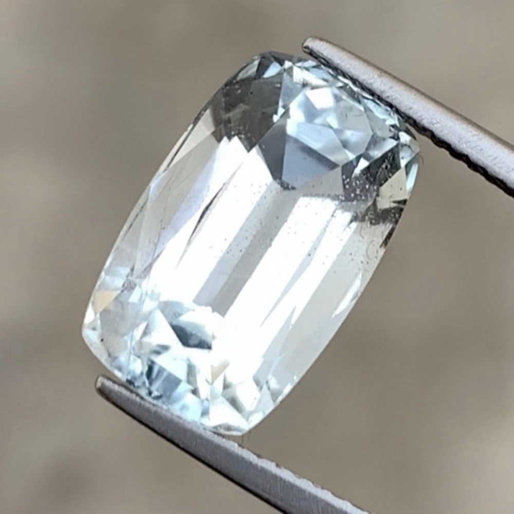 9.50 Carats Natural Kunzite Cut Stone from Afghanistan